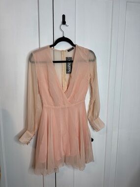 NWTs Boohoo | Size 6 | Soft Blush Chiffon Wrap Long Sleeve Mini Dress